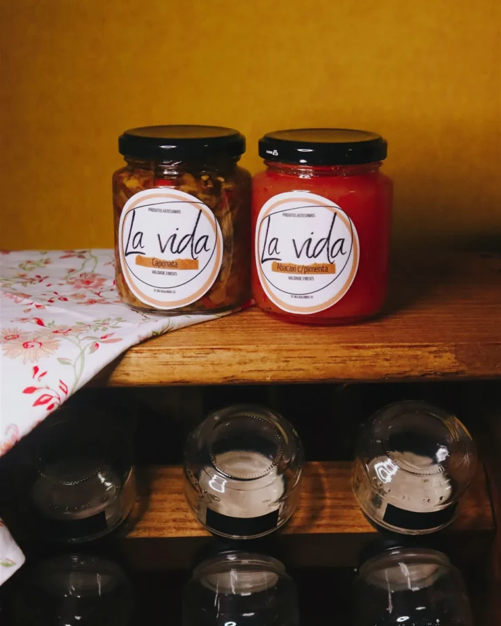 Jars with printed product labels